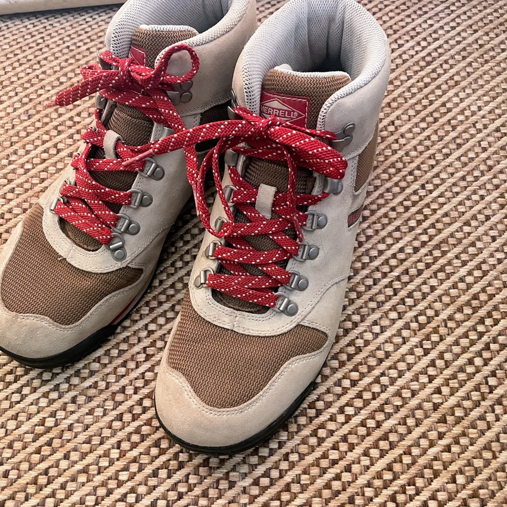 Merrell Cream and Brown Men's hiking Boots